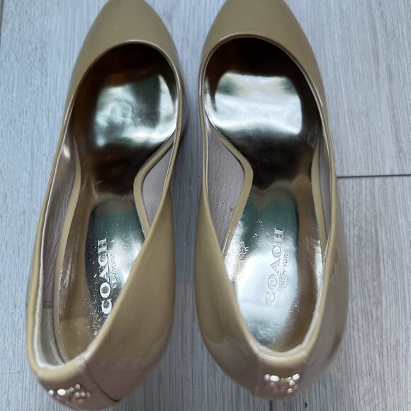 Coach Nala Cappuccino Patent Leather Pump Heels - Size 8.5 - Picture 4 of 7